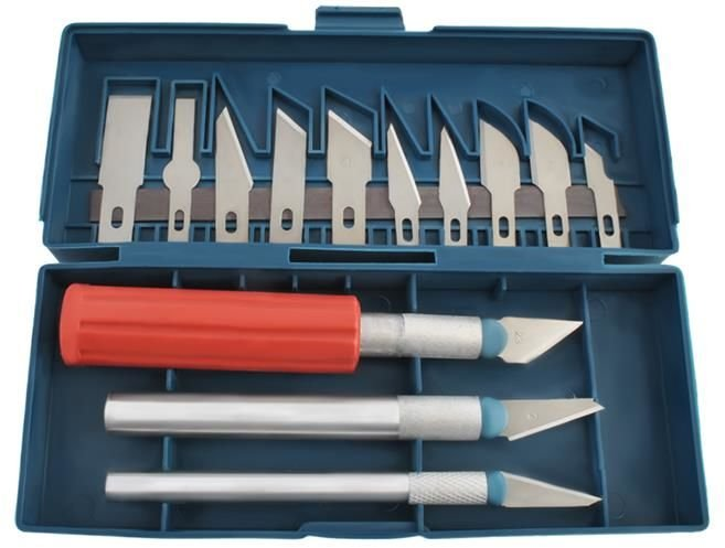 Set de bisturiu pentru modelaj 13 lame interschimbabile, 3 mânere în diverse forme, carcasa cu banda magnetica